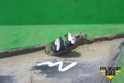 Накладка ПТФ левая (865273Z000) для Hyundai i40 с 2011г (Ай40)