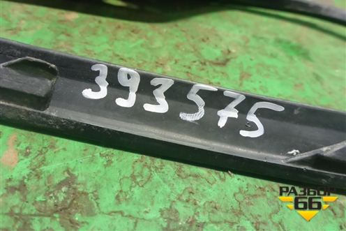 Накладка ПТФ левая (865273Z000) для Hyundai i40 с 2011г (Ай40)