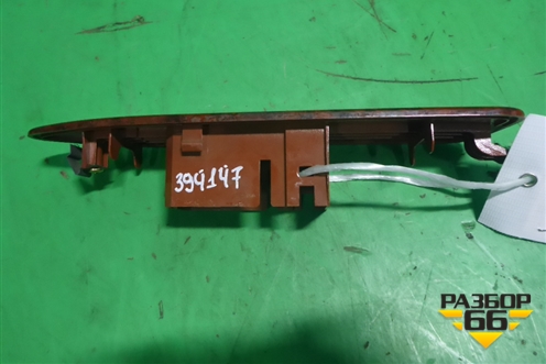 Накладка декоративная (на переднюю левую дверь правый руль) для Toyota Land Cruiser (100) с1998-2007г (Ленд Крузер)