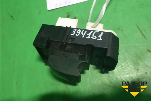 Кнопка стеклоподъёмника (передняя левая правый руль) для Toyota Land Cruiser (100) с1998-2007г (Ленд Крузер)