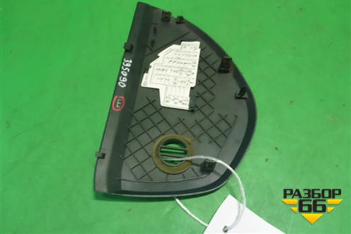 Накладка на торпедо (боковая левая) (1Z0857503) для Skoda Octavia (А5) с 2004-2013г (Октавия)