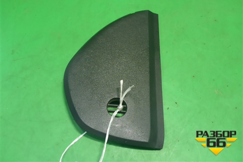 Накладка на торпедо (боковая левая) (1Z0857503) для Skoda Octavia (А5) с 2004-2013г (Октавия)