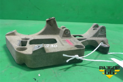 Кронштейн генератора (1.6л BSF) (06J903143F) для Skoda Octavia (А5) с 2004-2013г (Октавия)