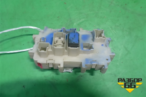 Блок предохранителей салонный для Nissan Pathfinder (R51M) с 2004-2014г (Патфиндер)