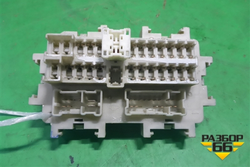 Блок предохранителей салонный для Nissan Pathfinder (R51M) с 2004-2014г (Патфиндер)