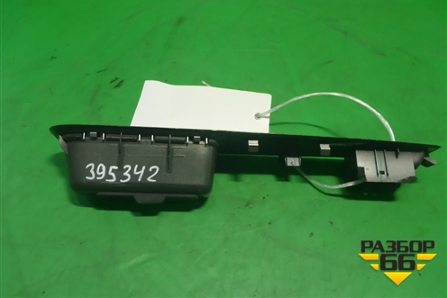 Накладка двери задней левой (на кнопку стеклоподъемника) (94266XA03A) для Subaru Tribeca (B9)  с 2005г (Трибека)