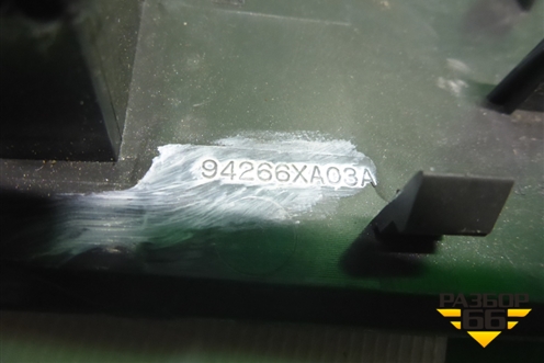 Накладка двери задней левой (на кнопку стеклоподъемника) (94266XA03A) для Subaru Tribeca (B9)  с 2005г (Трибека)