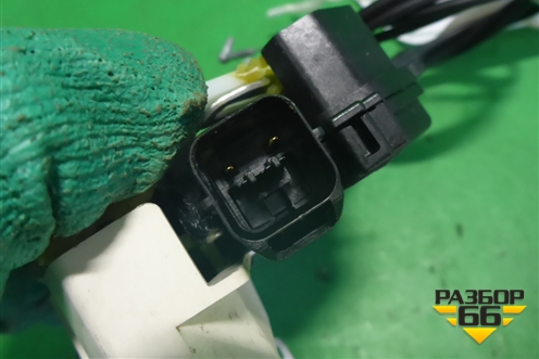 Замок двери задней левой (2-контакта) для Mitsubishi Outlander XL с 2006-2012г (Аутлендер ХЛ)