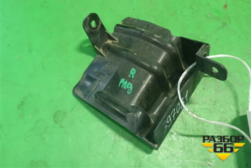 Дефлектор радиатора правый (6400A480) для Mitsubishi Outlander XL с 2006-2012г (Аутлендер ХЛ)