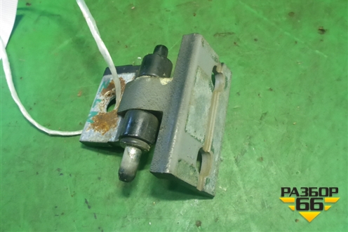 Петля двери задней левой нижняя для Volvo XC90 с 2002-2015г (ХС90)