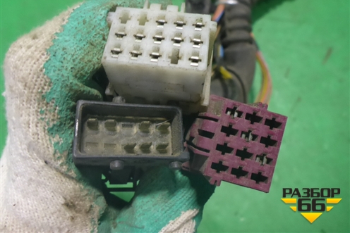 Проводка двери правой (7420853163) для Renault TRUCK Premium 2 с 2005-2013г (Премиум 2)