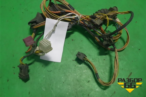 Проводка двери правой (7420853163) для Renault TRUCK Premium 2 с 2005-2013г (Премиум 2)