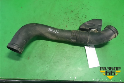 Патрубок воздушного фильтра ( 3.2л B6324S) (30680294) для Volvo XC90 с 2002-2015г (ХС90)