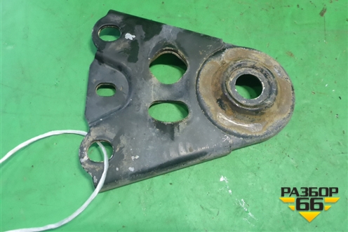 Кронштейн подрамника (передний) для Volvo XC90 с 2002-2015г (ХС90)