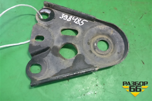 Кронштейн подрамника (передний) для Volvo XC90 с 2002-2015г (ХС90)