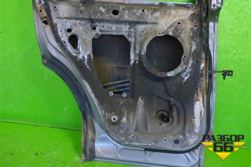 Дверь задняя левая (LR005852) для Land Rover Freelander 2 с 2007г (Фрилендер)