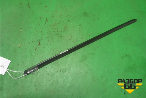 Накладка стекла переднего левого (8450000566) для VAZ Largus/Ларгус с 2012-2024г