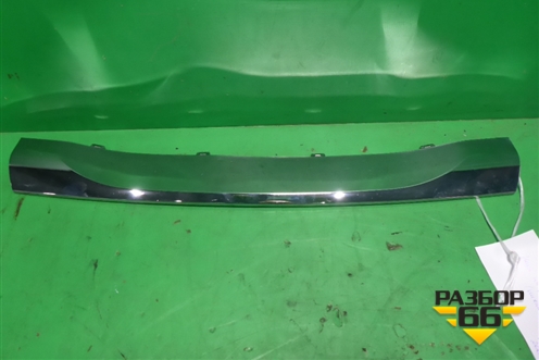 Накладка на решетку радиатора (нижняя) (531250K120) для Toyota Fortuner с 2016г (Фортунер)