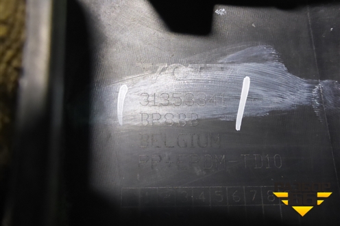 Накладка переднего бампера левая (31353341) для Volvo V40 Cross Country с 2012г (М40 Кросс Кантри)