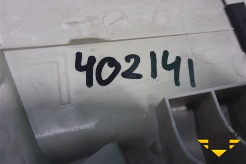 Обшивка стойки центральная верхняя левая (BBM468210) для Mazda Mazda 3 (BL) с 2009-2013г