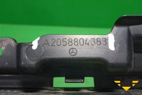 Кронштейн решетки радиатора (AMG) для Mercedes Benz C-Klass W205 с 2014г (Ц)