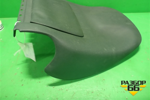 Накладка спинки сиденья (A2059105320) для Mercedes Benz C-Klass W205 с 2014г (Ц)