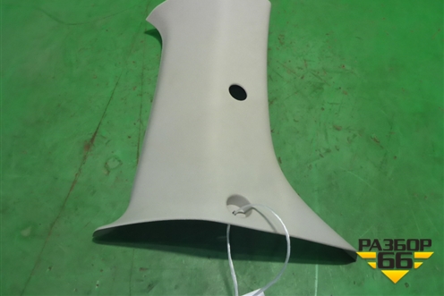 Обшивка стойки задняя верхняя левая (9681033977) для Peugeot Partner Tepee с 2008г (Партнер Типпи)