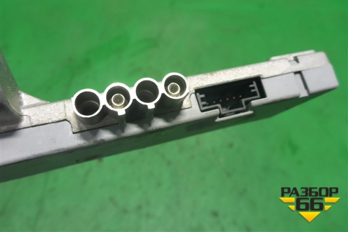 Антенна электрическая (усилитель) (A2198200189) для Mercedes Benz CLS C219 с 2004-2010г (ЦЛС)