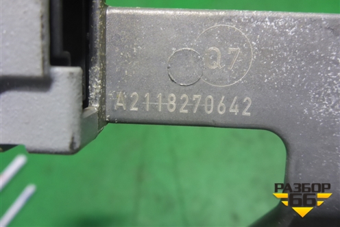 Антенна электрическая (усилитель) (A2118270642) для Mercedes Benz CLS C219 с 2004-2010г (ЦЛС)