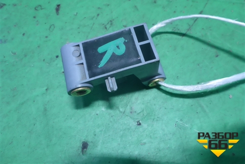 Датчик AIR BAG (правый на центральную стойку) (65779159314) для BMW 7 серия F01/F02 с 2008г