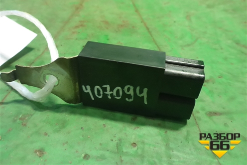 Реле (с двери багажника) (9098004172) для Lexus RX 300/330/350 с 2003-2009г (РХ)