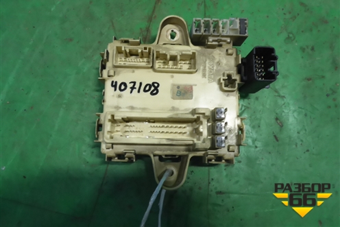 Блок предохранителей салонный (в багажник) для Lexus RX 300/330/350 с 2003-2009г (РХ)