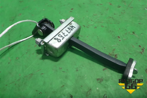 Ограничитель двери передней правой (5173991) для Ford Kuga с 2008-2012г (Куга 1)