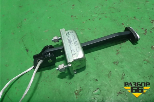 Ограничитель двери передней правой (5173991) для Ford Kuga с 2008-2012г (Куга 1)