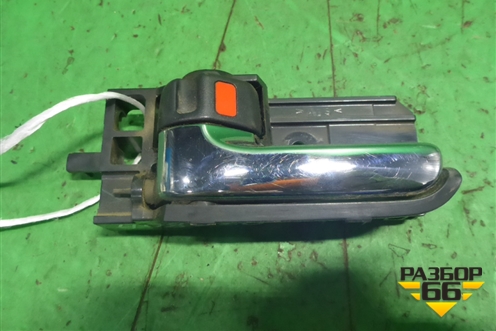 Ручка внутренняя двери передней левой для Toyota Corolla (E12) с 2001-2007г (Королла 120)