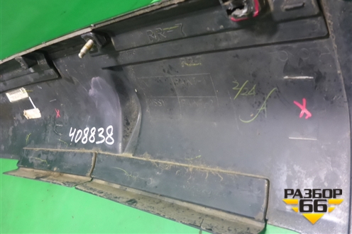 Накладка заднего бампера правая (PZ32260005) для Lexus LX-570 с 2007-2015г (ЛХ)