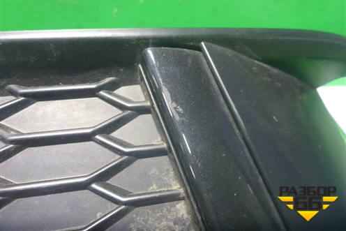 Решетка в передний бампер левая (S-Line) (8W0807681F) для Audi A4 (В9) с 2015г (А4)