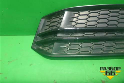 Решетка в передний бампер левая (S-Line) (8W0807681F) для Audi A4 (В9) с 2015г (А4)