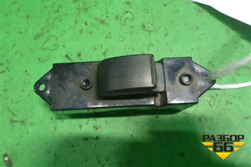 Кнопка стеклоподъёмника (задней левой) (MR587880) для Mitsubishi Lancer-9  с 2003-2008г (Лансер)