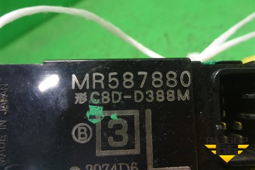 Кнопка стеклоподъёмника (задней левой) (MR587880) для Mitsubishi Lancer-9  с 2003-2008г (Лансер)