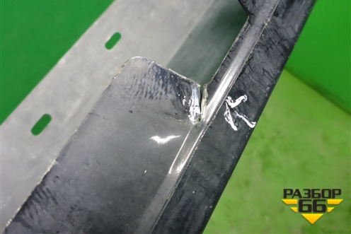 Накладка на порог наружная правая (3-х дверный кузов) (51777183234) для BMW 1-серия Е87/E81 с 2004-2011г