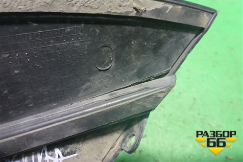 Накладка заднего крыла правого (8K9853818) для Audi A6 (C7) Allroad Quattro с 2012-2019г (А6)