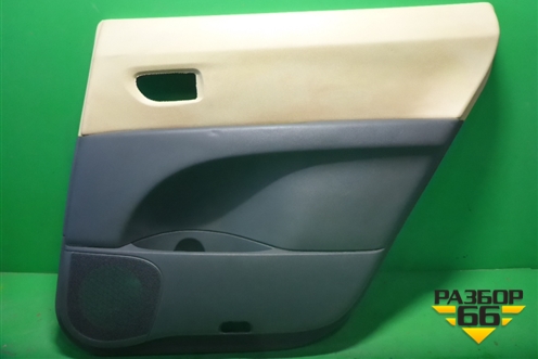 Обшивка двери задней правой под электрику (94220XA04AER) для Subaru Tribeca (B9)  с 2005г (Трибека)