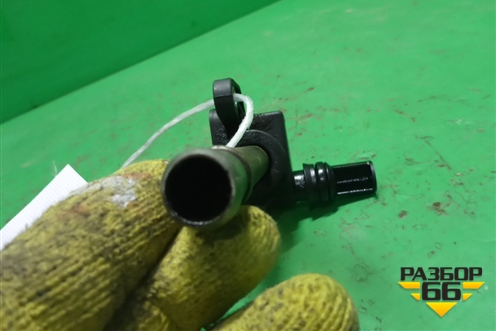 Сапун (2.7л 276DT) (4R8Q6C714AB) для Land Rover Discovery 3 с 2004-2009г (Дискавери)