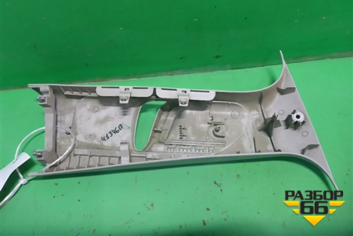 Обшивка стойки центральная верхняя левая (2N11N24583AMW) для Ford Fusion с 2002г (Фьюжн)