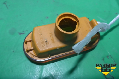 Повторитель на крыло (2S6A13K354AD) для Ford Fusion с 2002г (Фьюжн)