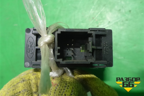 Кнопка обогрева заднего стекла (6S6T18C621BC) для Ford Fusion с 2002г (Фьюжн)