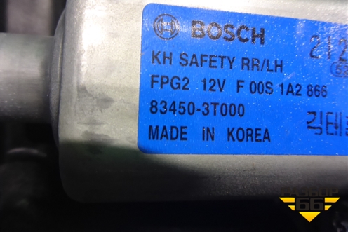 Стеклоподъёмник электрический задний левый (в сборе) (834503T000) для Kia Quoris с 2012г (Кворис)