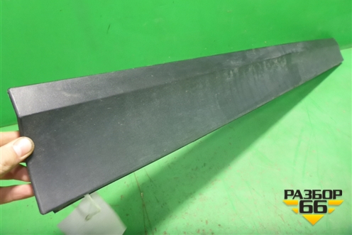 Накладка двери передней правой (51137205780) для BMW X3 F25 с 2010-2017г (Х3 Ф25)