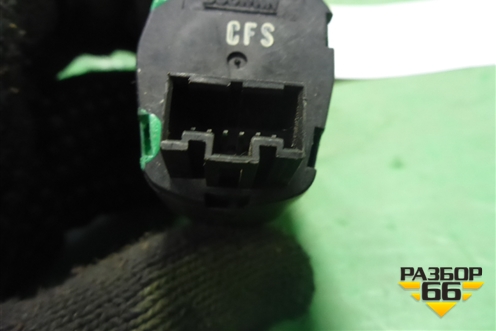 Датчик температуры воздуха (972703T000) для Kia Quoris с 2012г (Кворис)